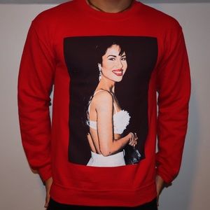 Selena sweater very comfy unisex